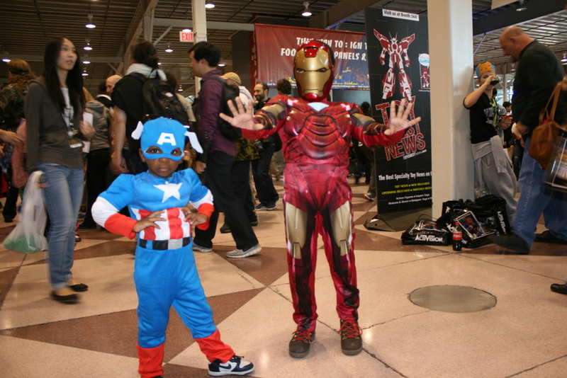 Illustration for article titled The Avengers Cosplay